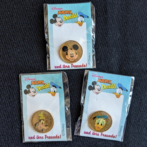 Mickey, Donald, Goofy ProPins - Picture 2 of 12